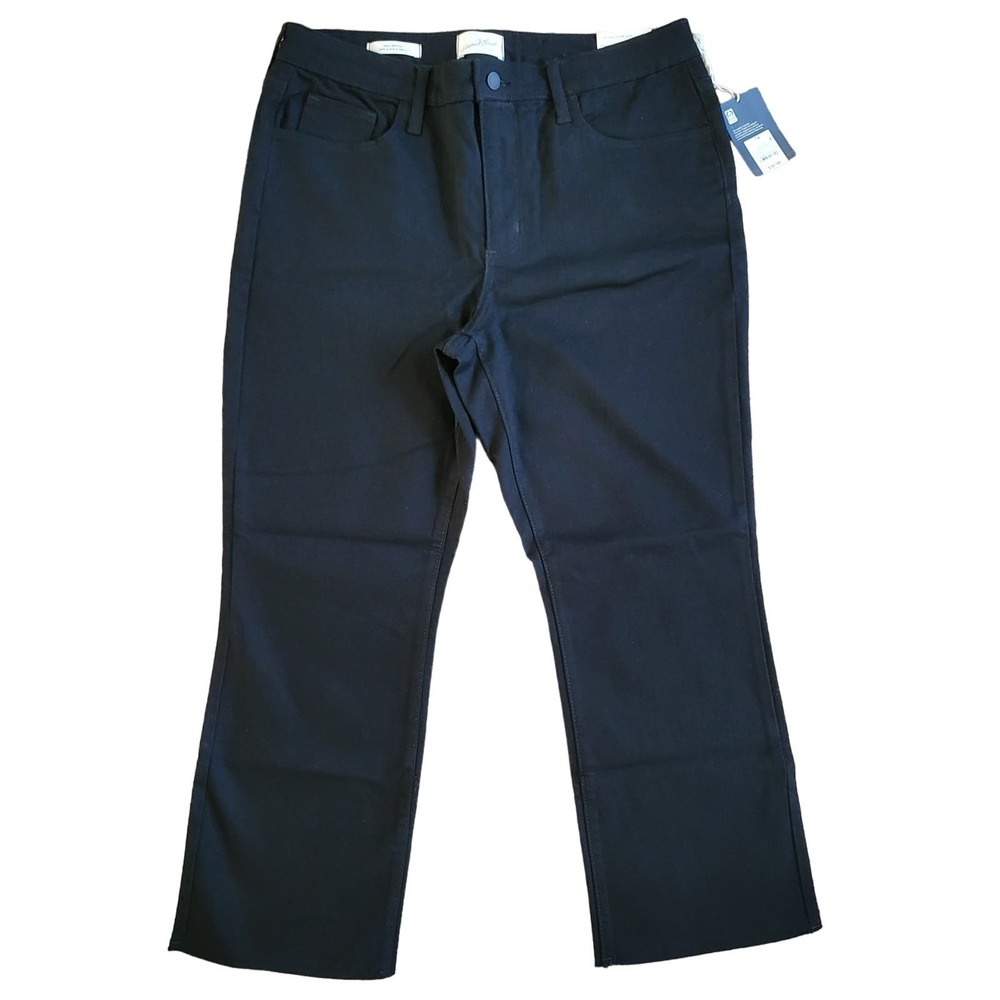 Universal Thread Women's Black Ankle Bootcut Jeans- Size 14